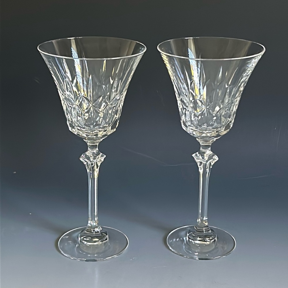 Set of 2 Spiegelau Metropolitan cut 5oz Wine Glasses